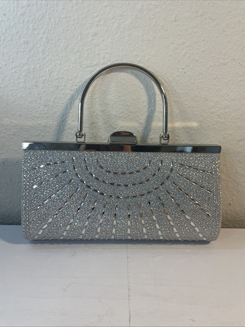 Vintage Prezzo Silver Rhinestone Kiss Lock Evening Purse Shoulder Bag 9" x 5"